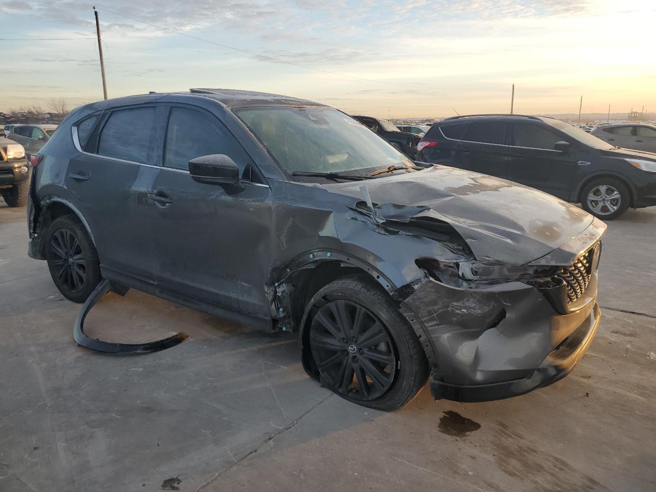 2022 Mazda CX-5 - Image 4