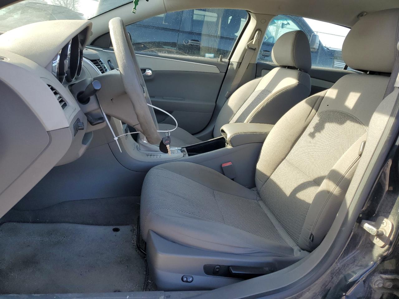 2012 Chevrolet Malibu - Image 7