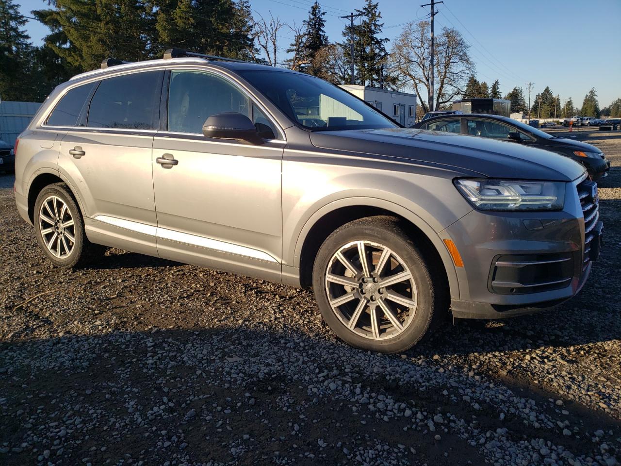 VIN WA1LAAF76HD021387 2017 AUDI Q7 no.4