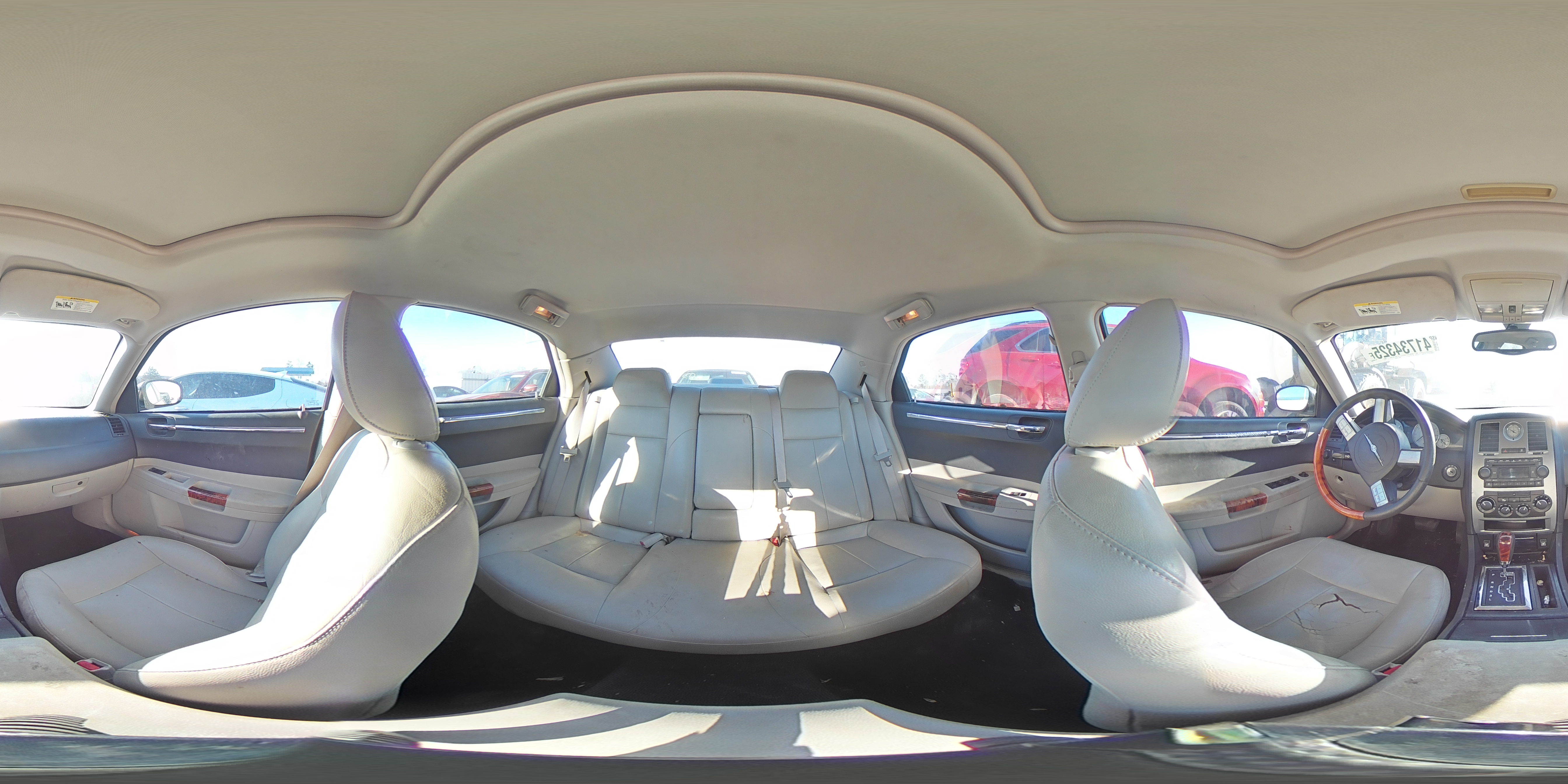2005 Chrysler 300 - Image 12