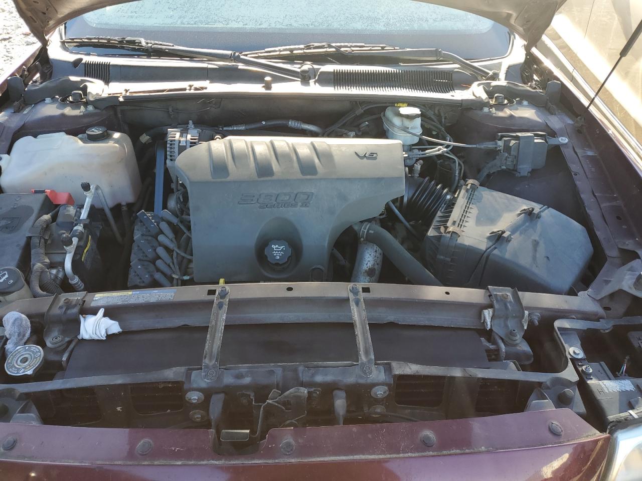 2004 Buick LeSabre - Image 11