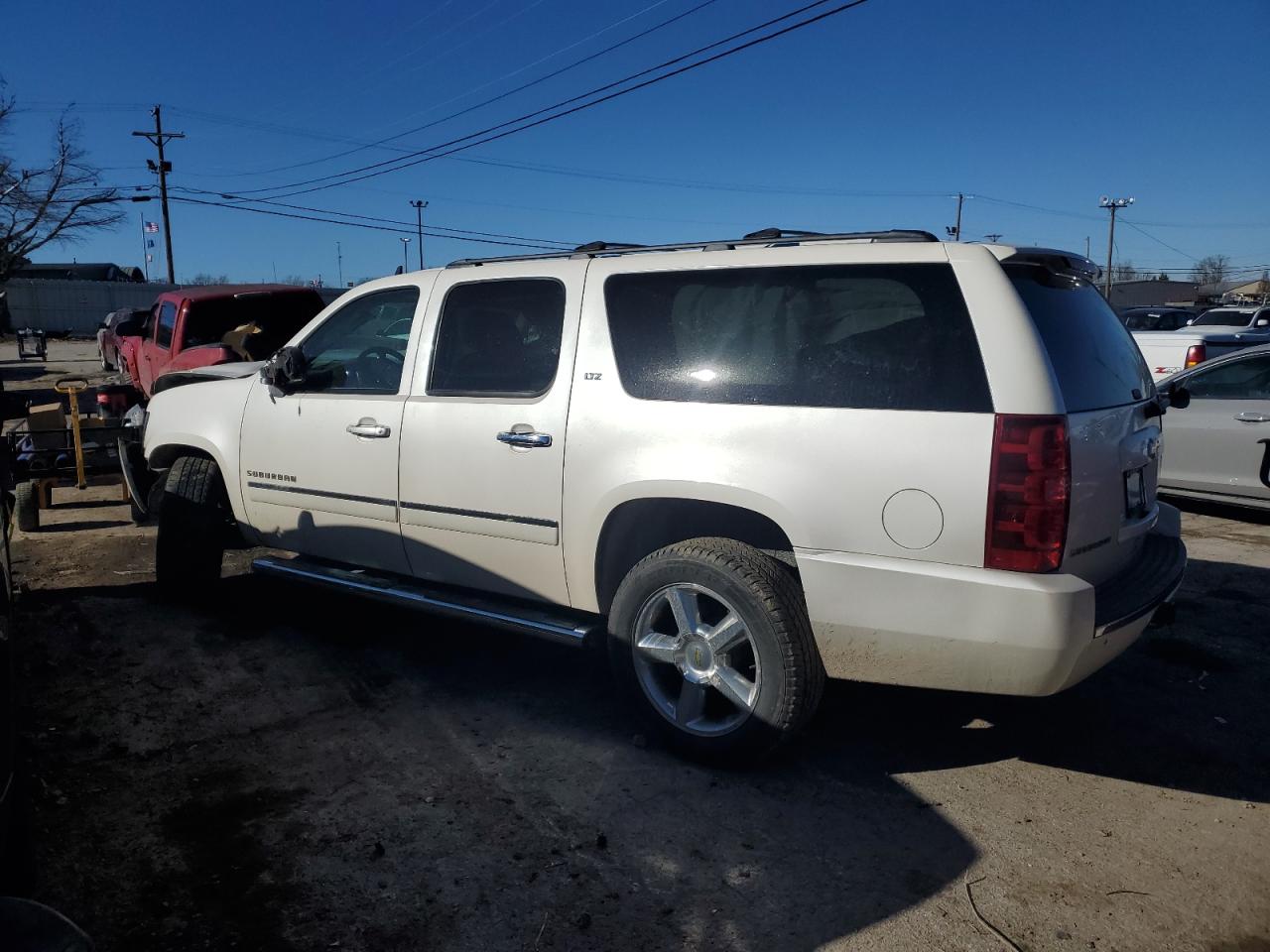 2012 Chevrolet Suburban - Image 2
