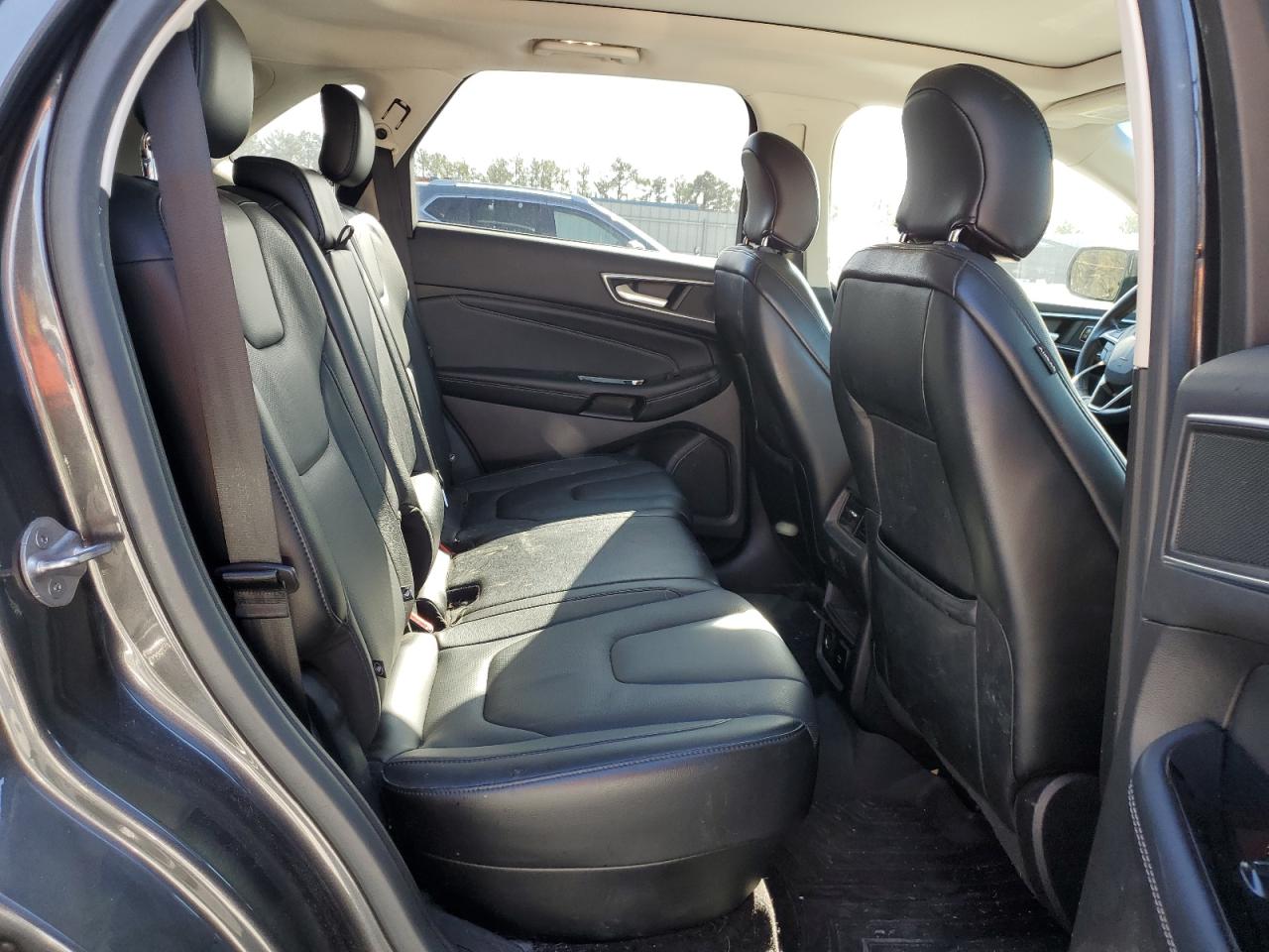 2016 Ford Edge - Image 11