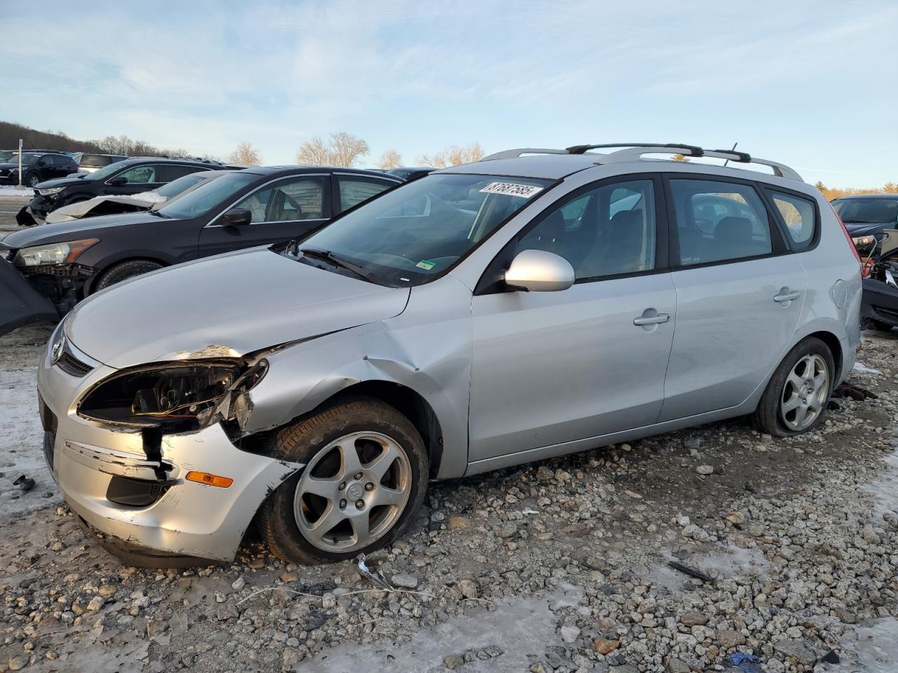 2011 Hyundai Elantra - Image 1