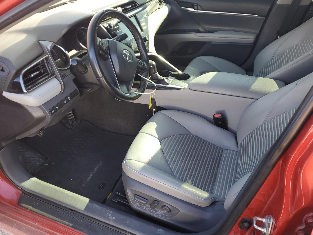 2019 Toyota Camry - Image 7