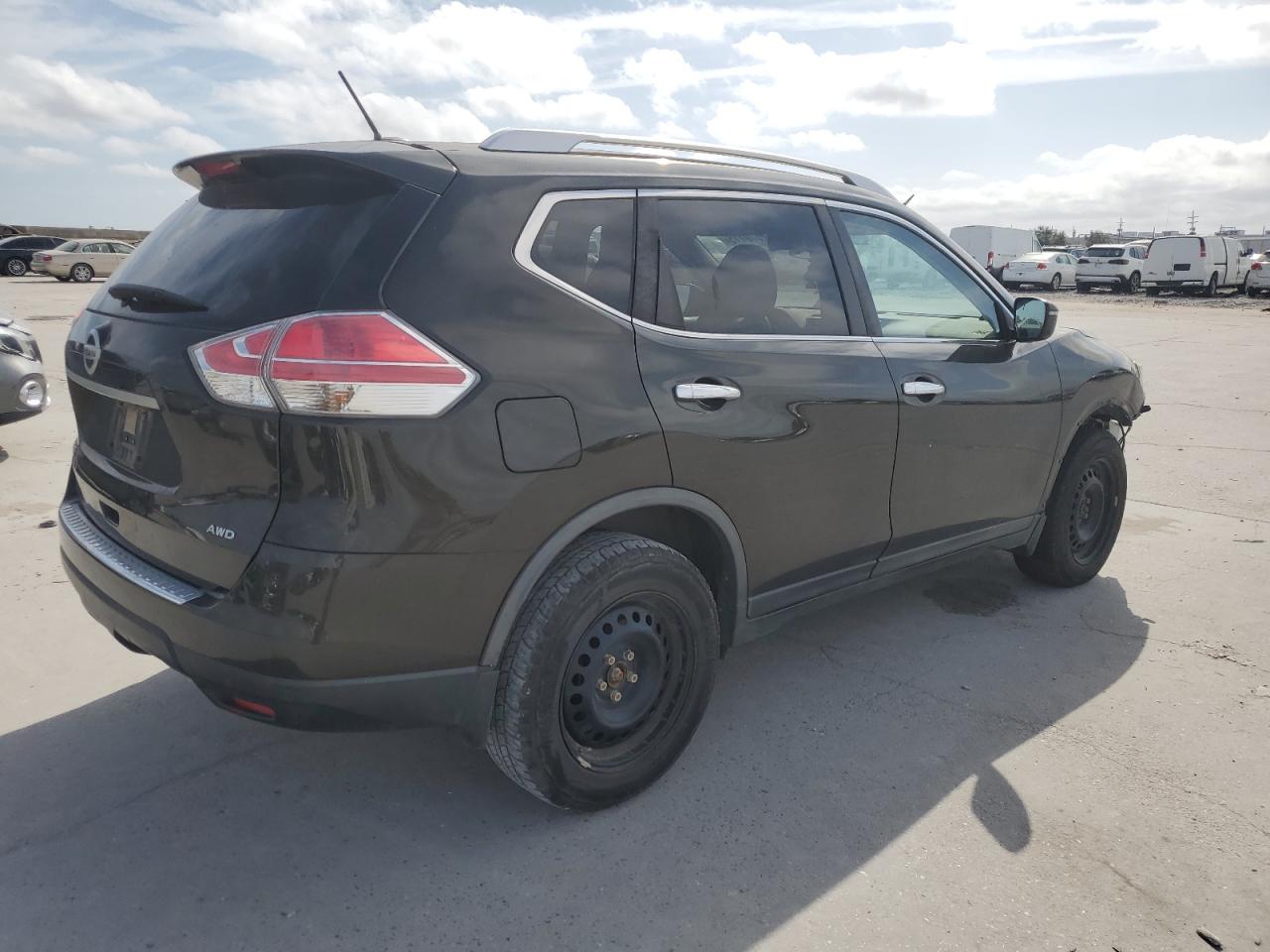 2016 Nissan Rogue - Image 3