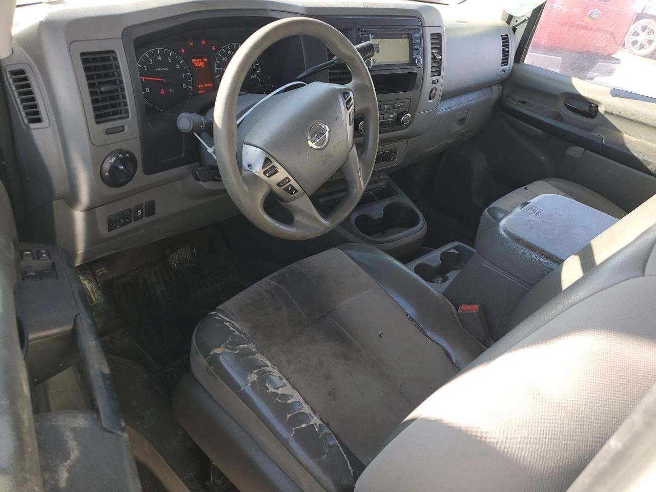 2017 Nissan NV - Image 8