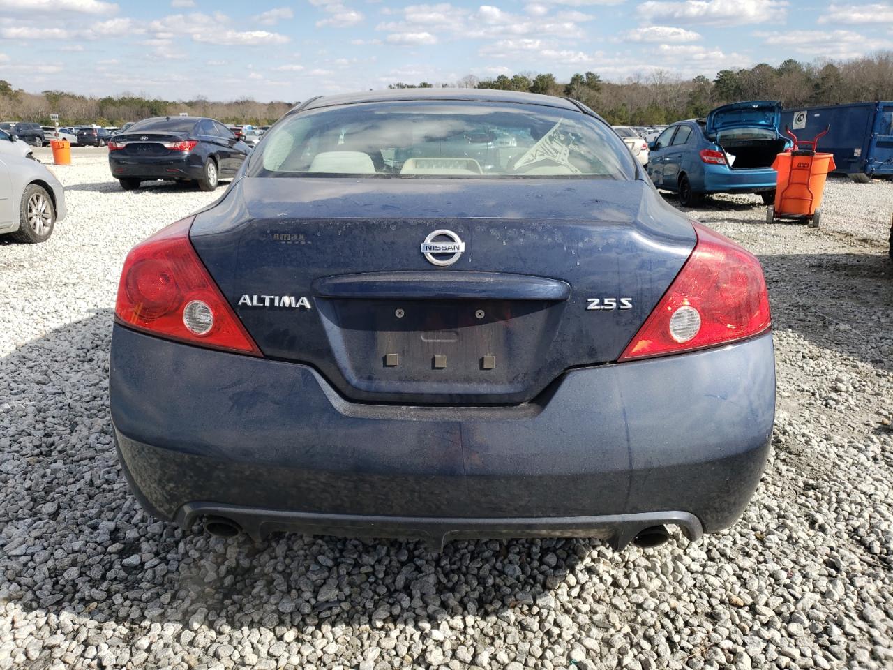 2013 Nissan Altima - Image 6