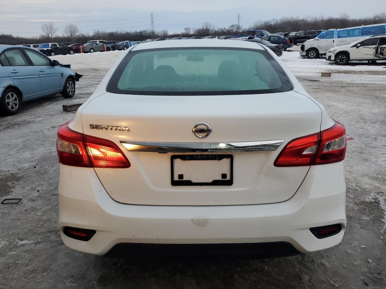 2018 Nissan Sentra - Image 6