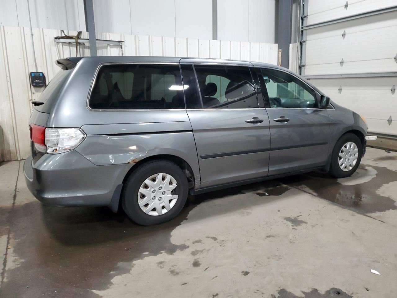 2009 Honda Odyssey - Image 3