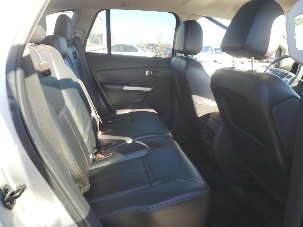 2014 Ford Edge - Image 11