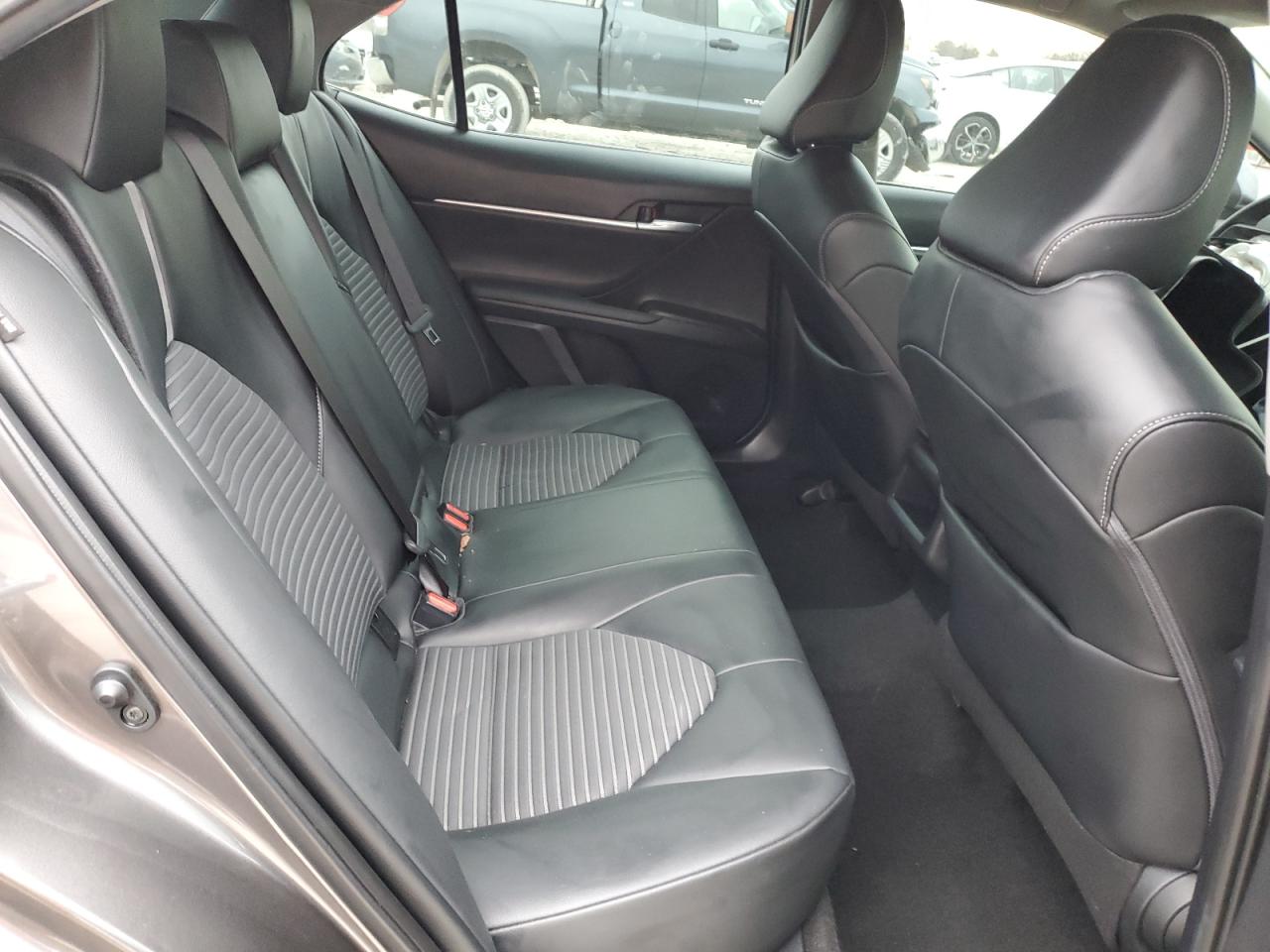 2021 Toyota Camry - Image 10