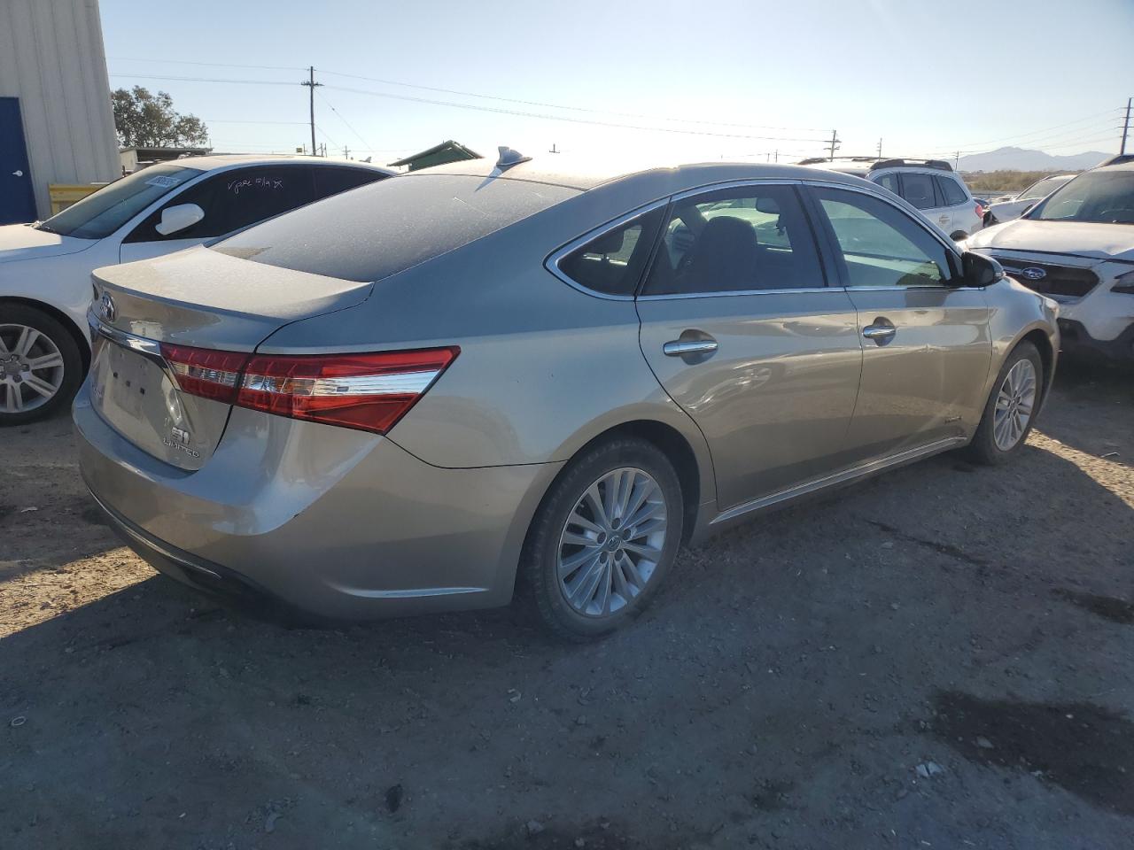 2014 Toyota Avalon - Image 3