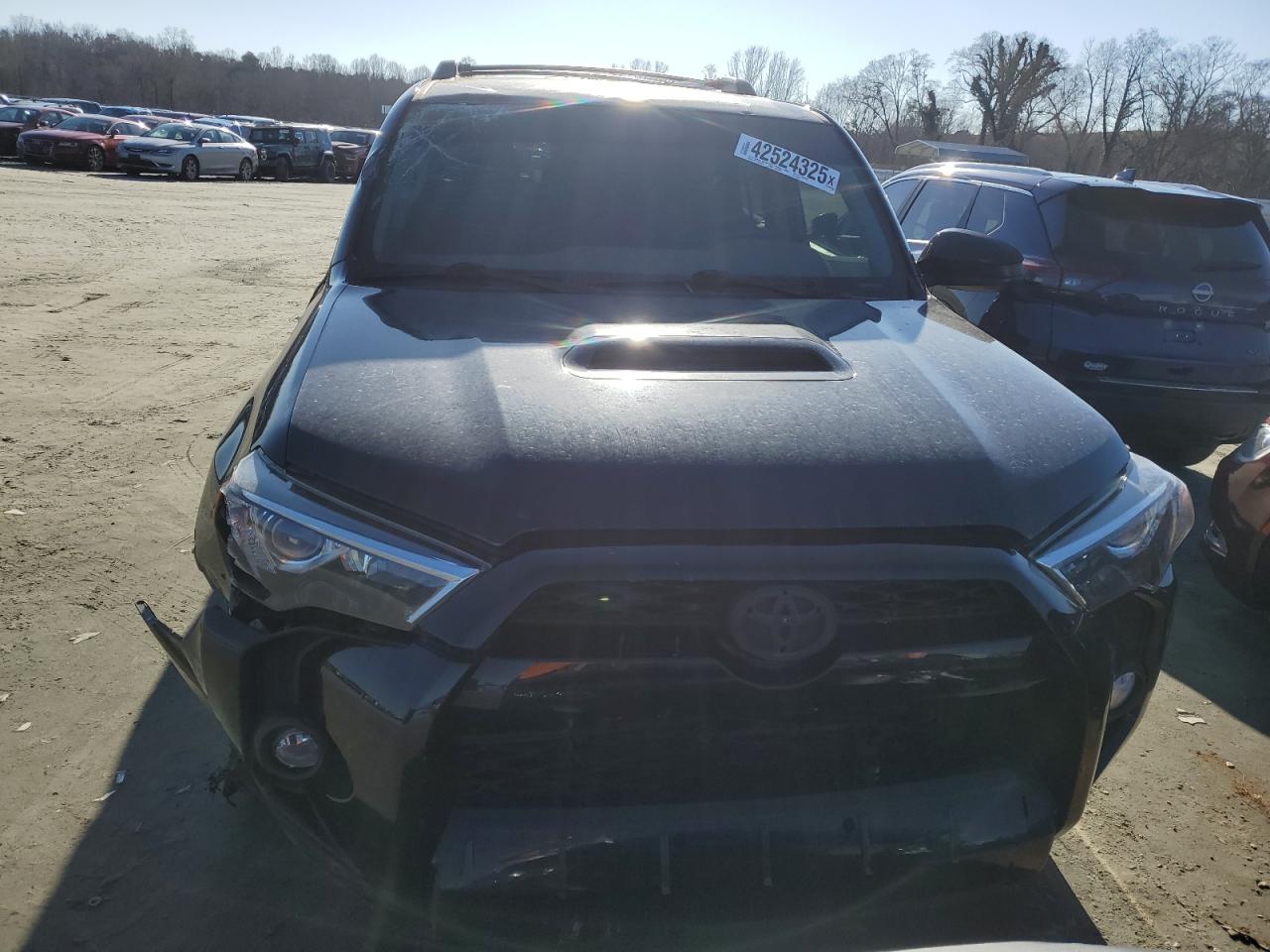 2018 Toyota 4Runner - Image 5
