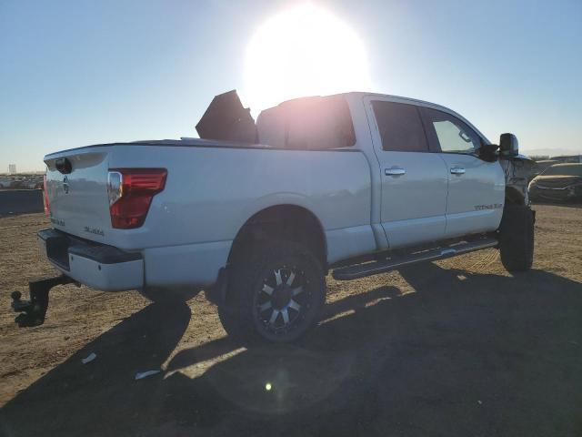 Пикапы NISSAN TITAN 2016 Белый