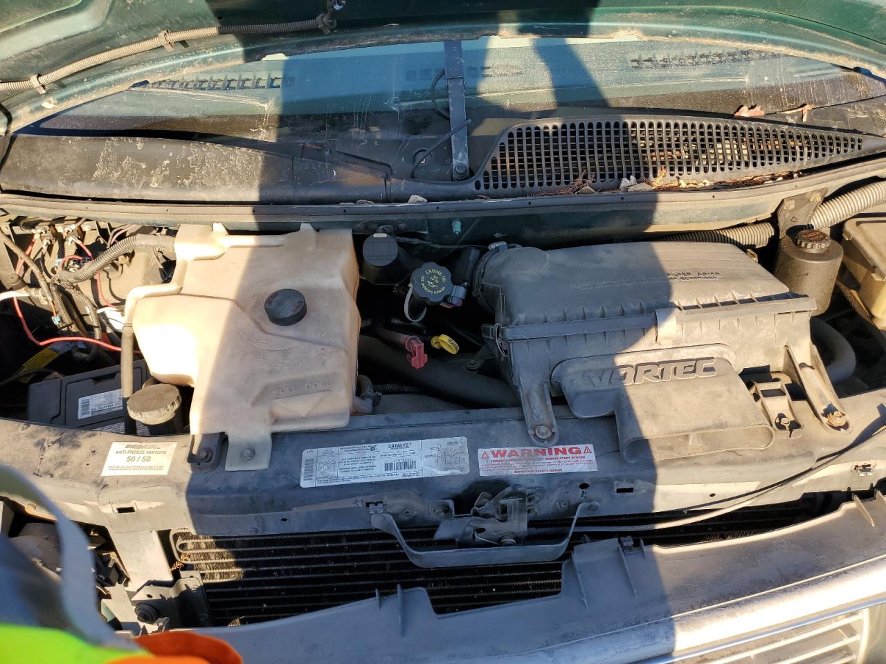 1999 GMC Savana - Image 13