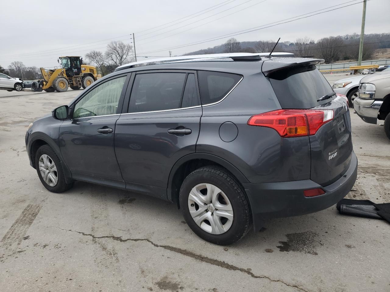 VIN JTMZFREV3FD075310 2015 TOYOTA RAV4 no.2