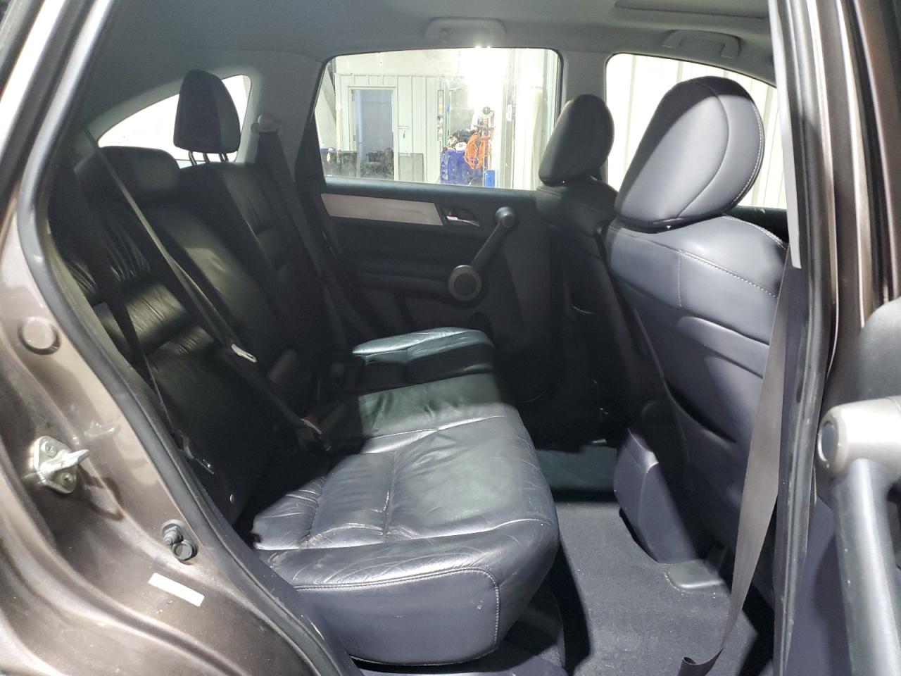 2010 Honda CR-V - Image 11