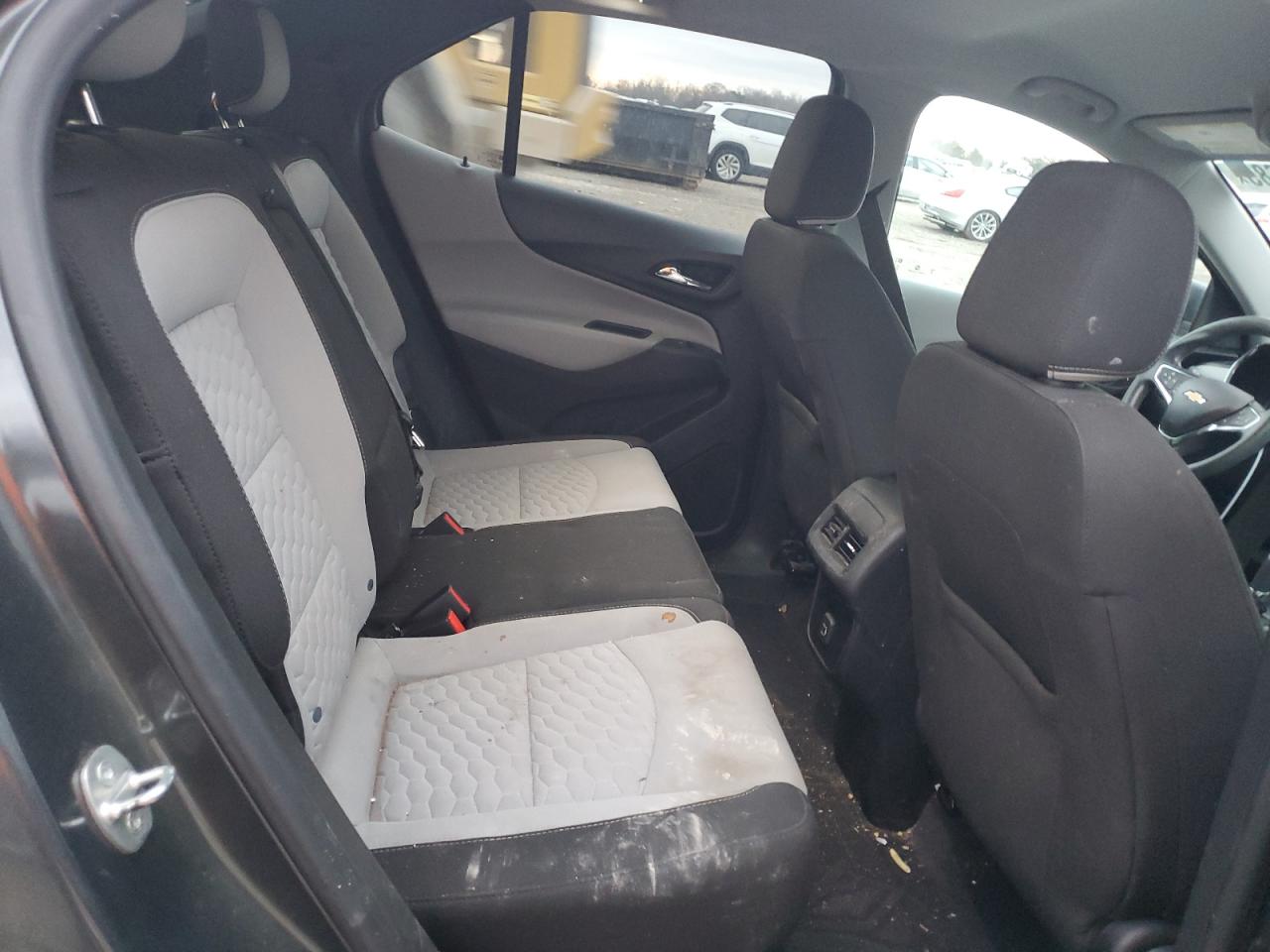 2020 Chevrolet Equinox - Image 11