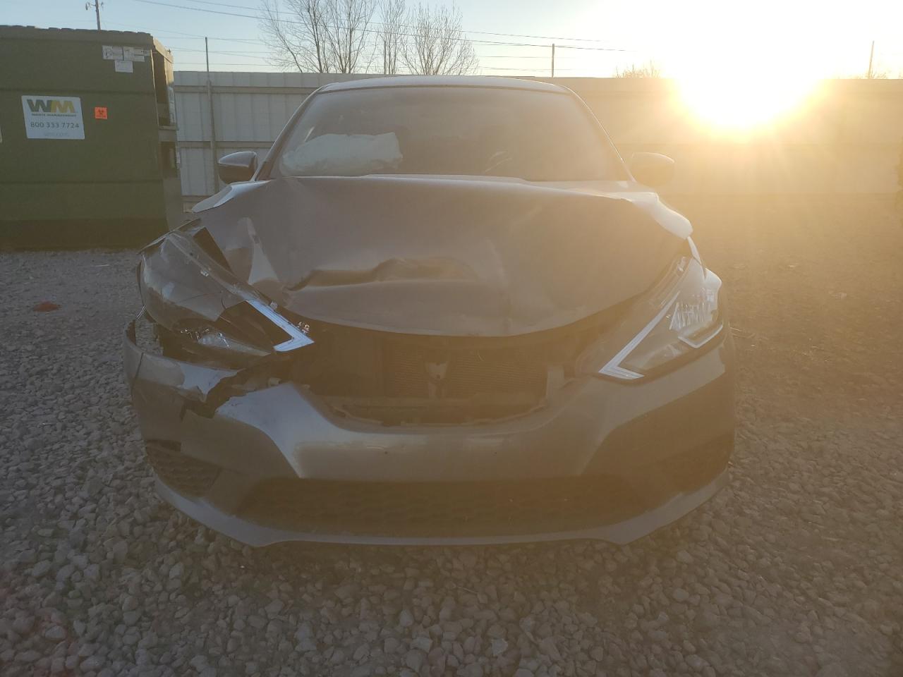 2017 Nissan Sentra - Image 5