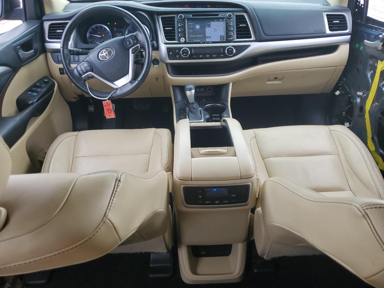 2017 Toyota Highlander - Image 8