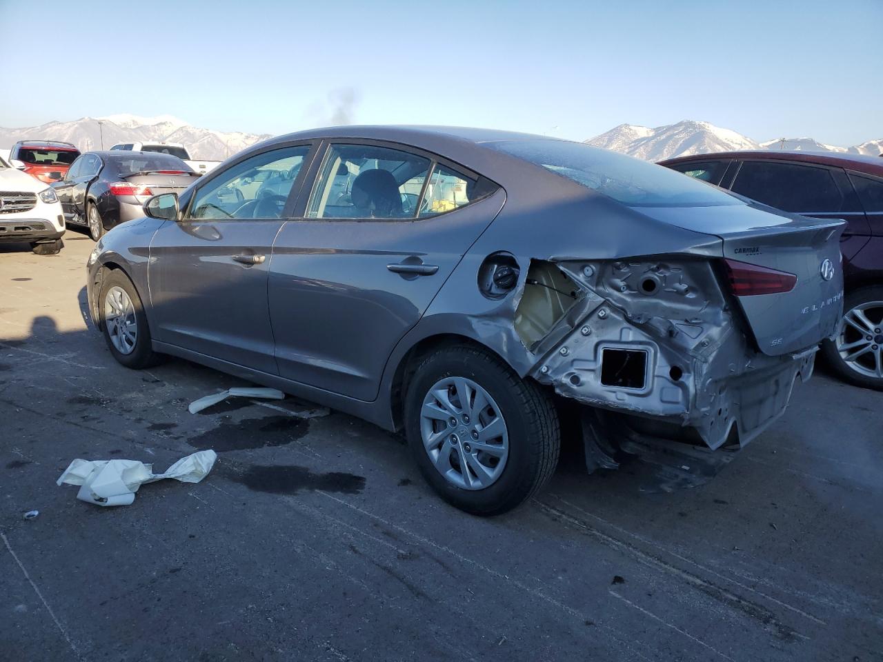 2020 Hyundai Elantra - Image 2