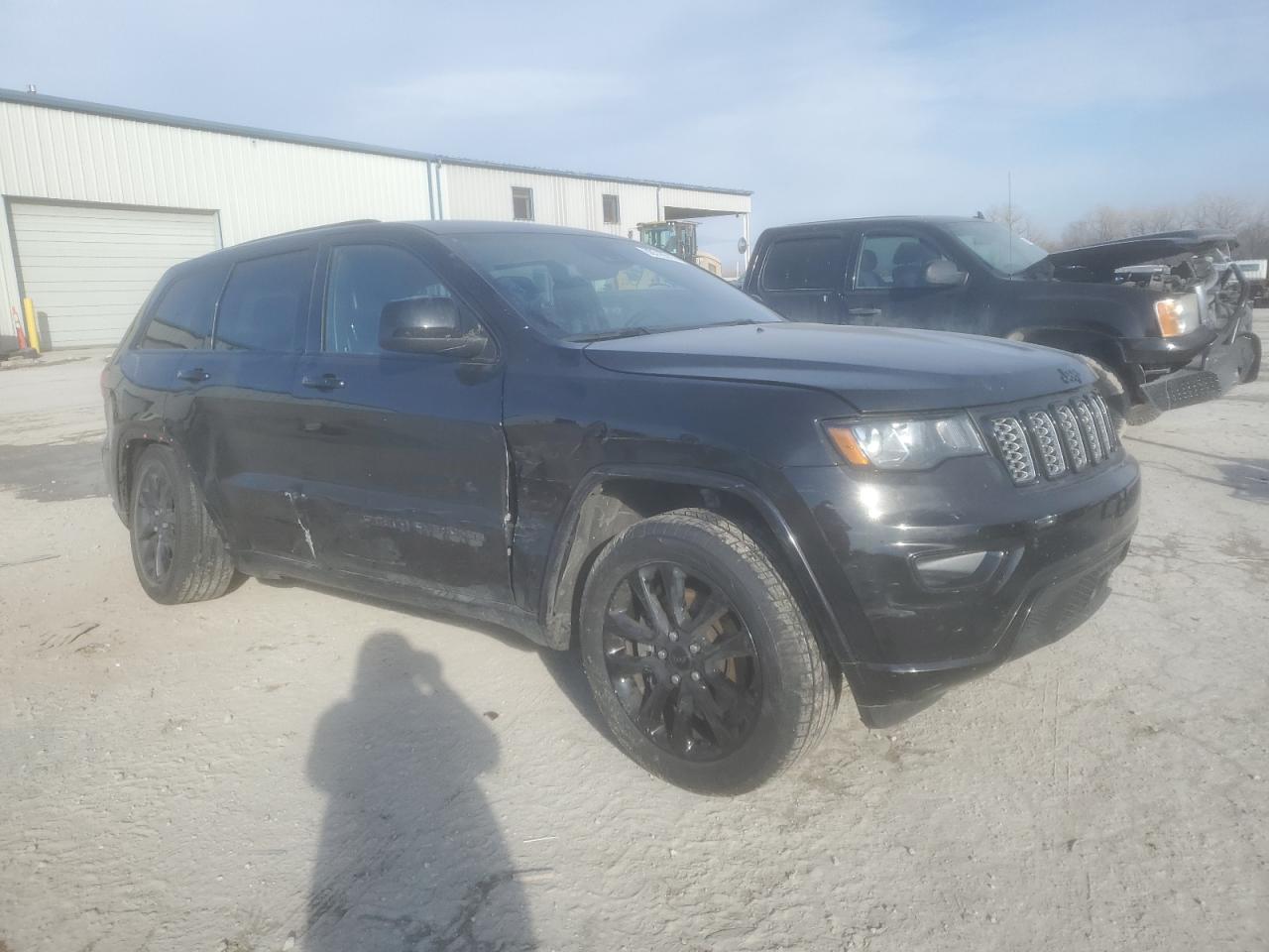 2021 Jeep Grand Cherokee - Image 4