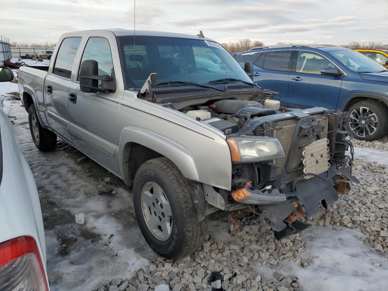 2006 Chevrolet Silverado - Image 4