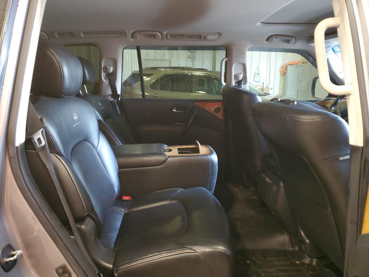 2012 Infiniti QX56 - Image 11
