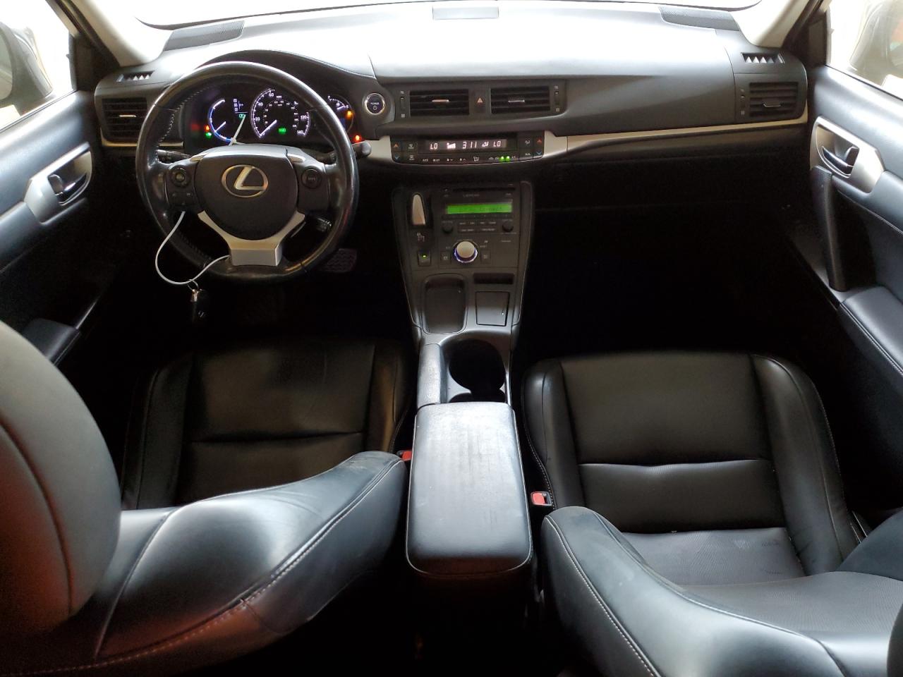 2016 Lexus CT - Image 8