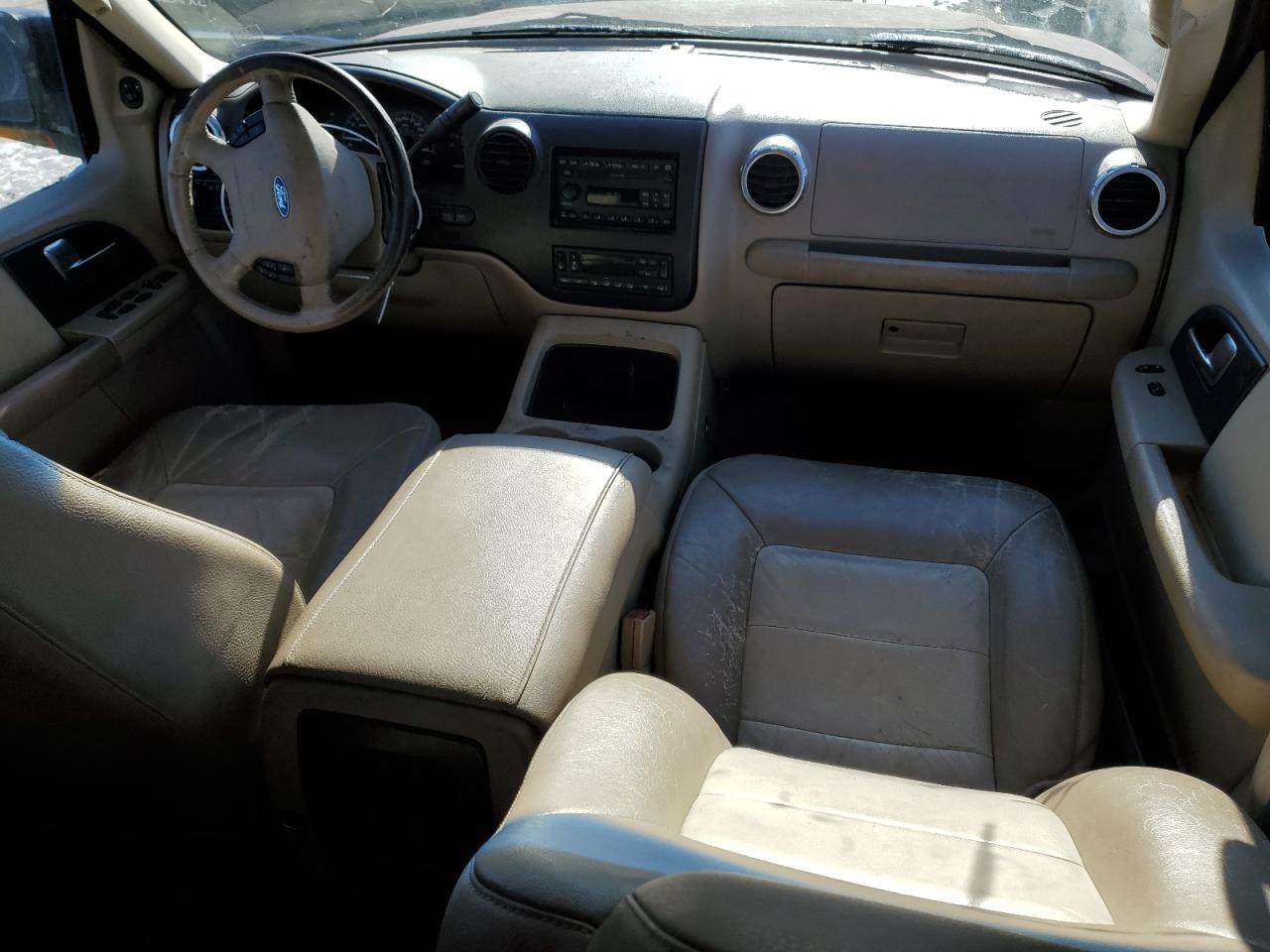 2003 Ford Expedition - Image 8