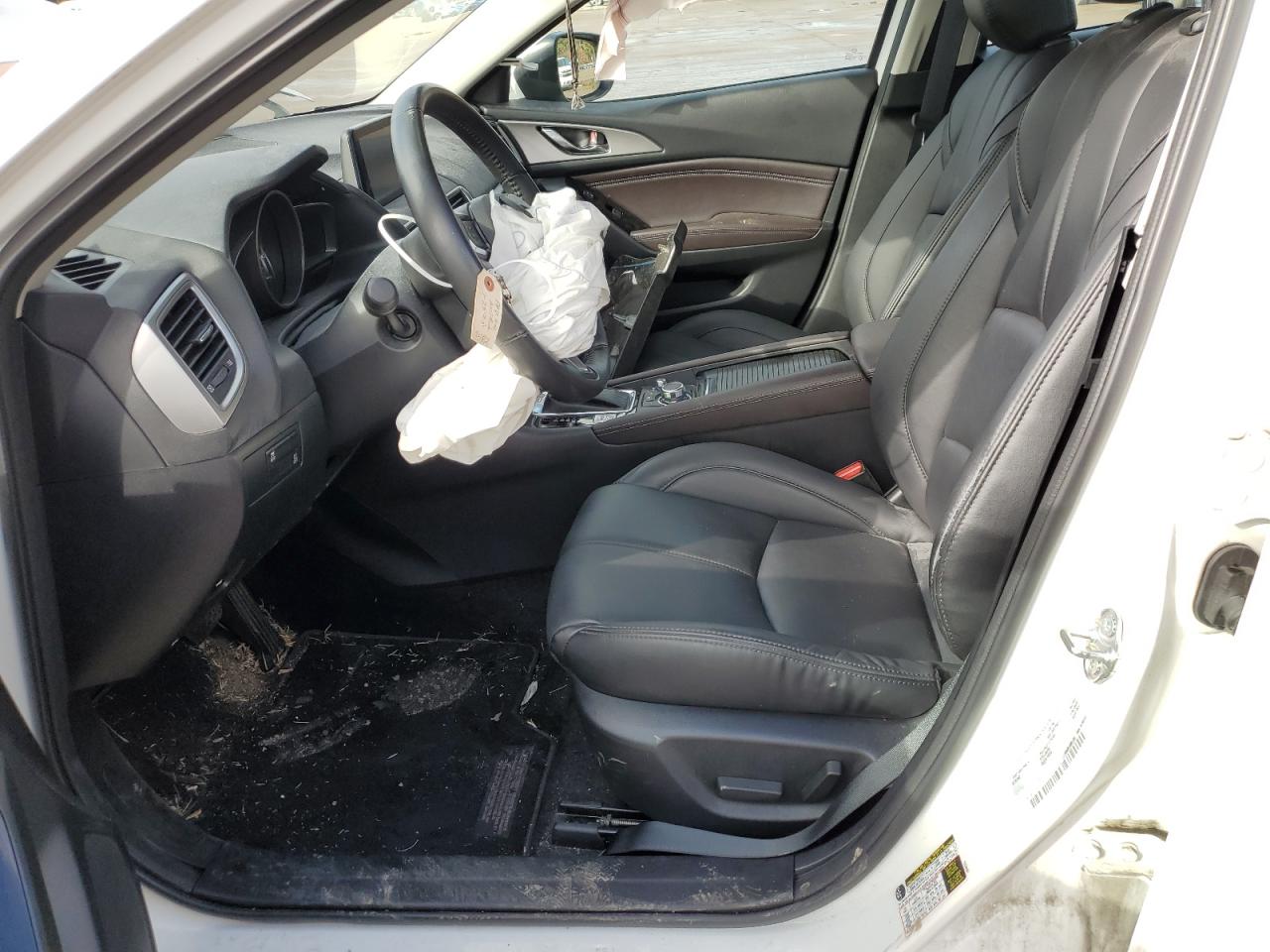 2018 Mazda 3 - Image 7