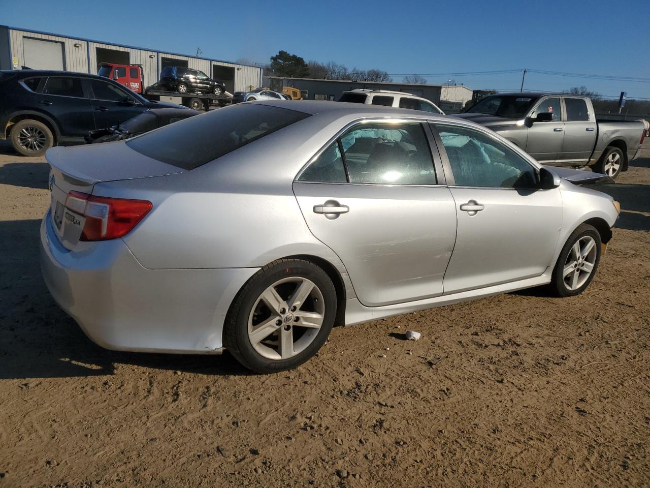 2014 Toyota Camry - Image 3