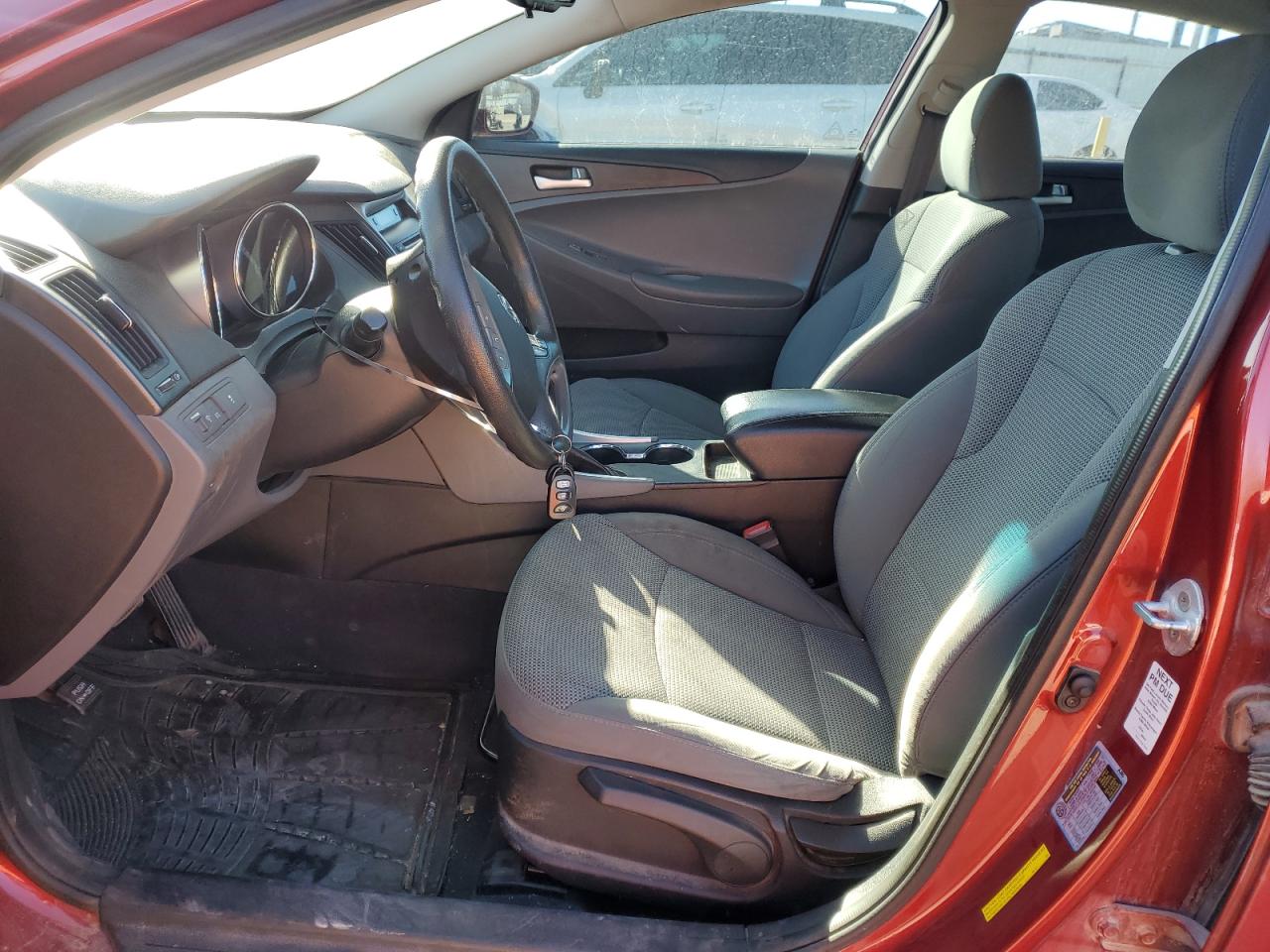 2014 Hyundai Sonata - Image 7
