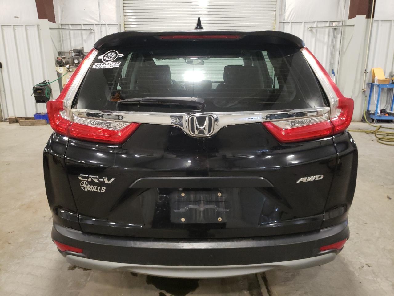 2017 Honda CR-V - Image 6