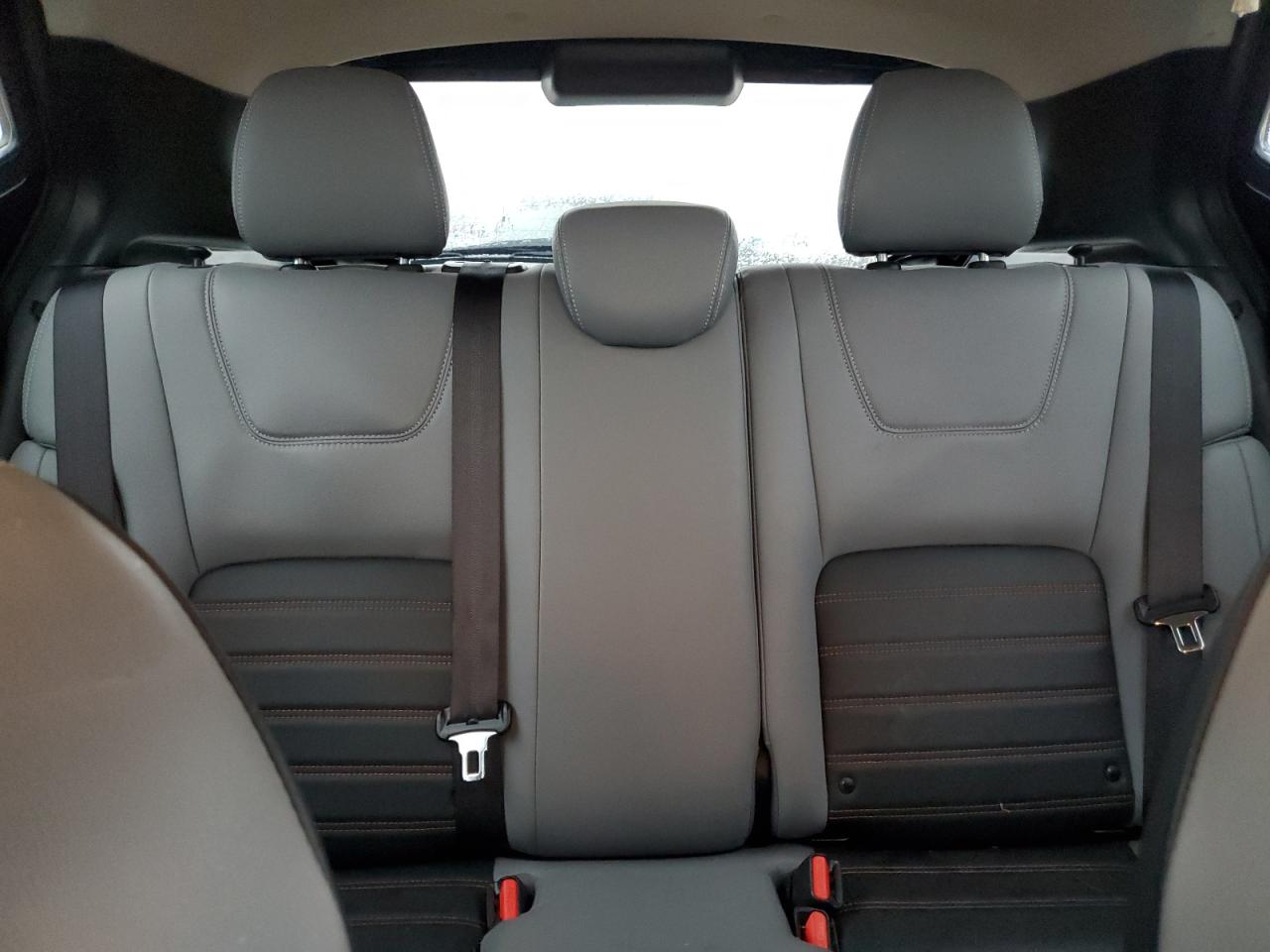 2021 Nissan Kicks - Image 10