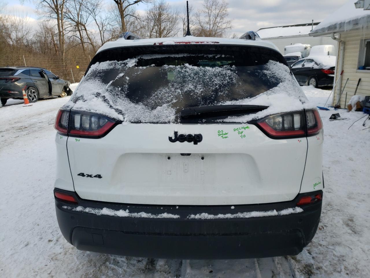 2023 Jeep Cherokee - Image 6