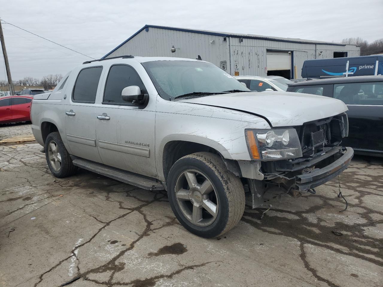 2013 Chevrolet Avalanche - Image 4