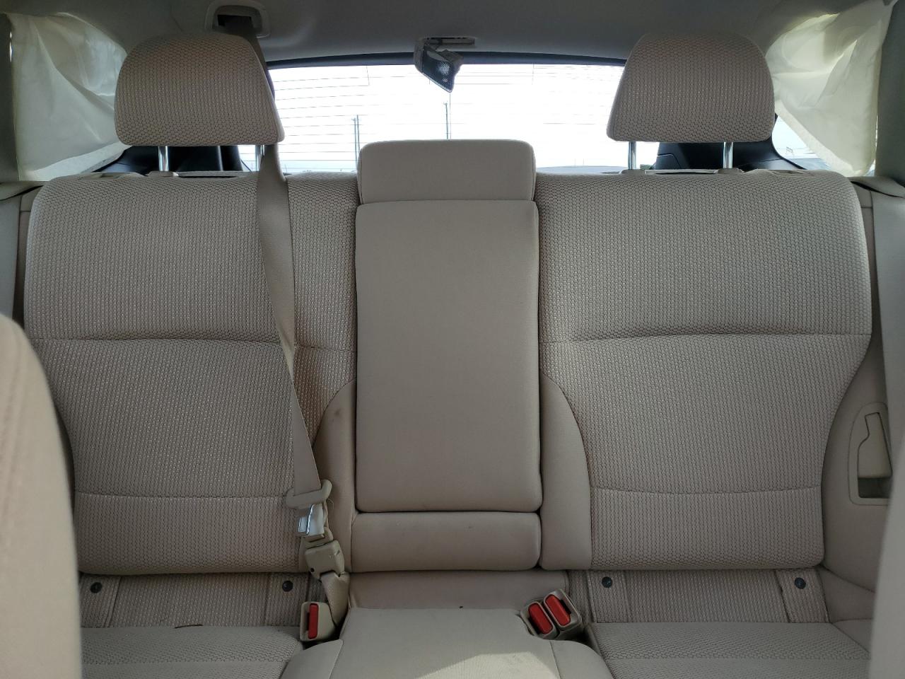 2018 Subaru Outback - Image 10