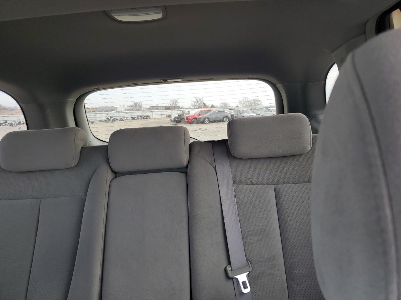 2008 Hyundai Santa Fe - Image 10