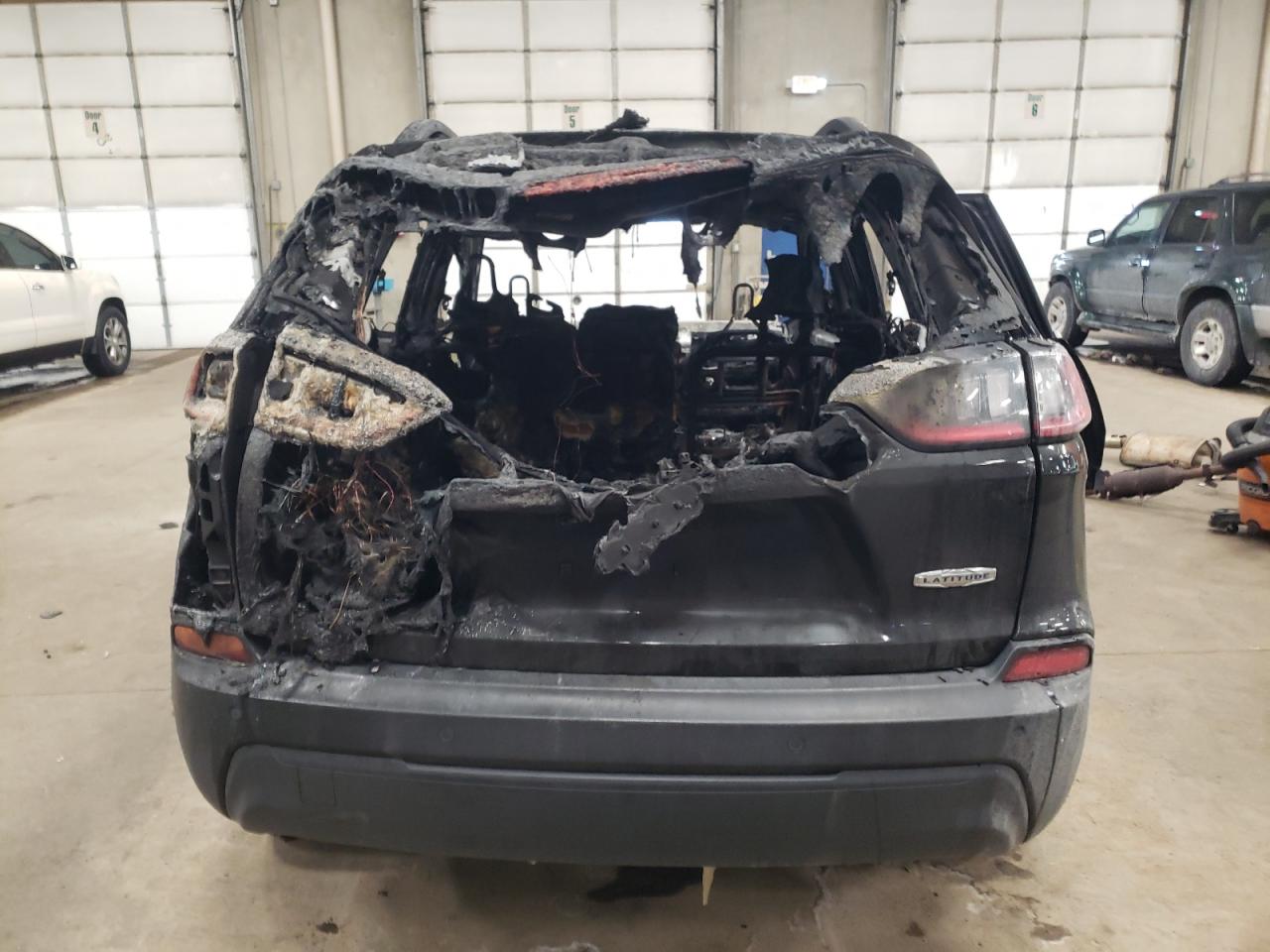 2019 Jeep Grand Cherokee - Image 6