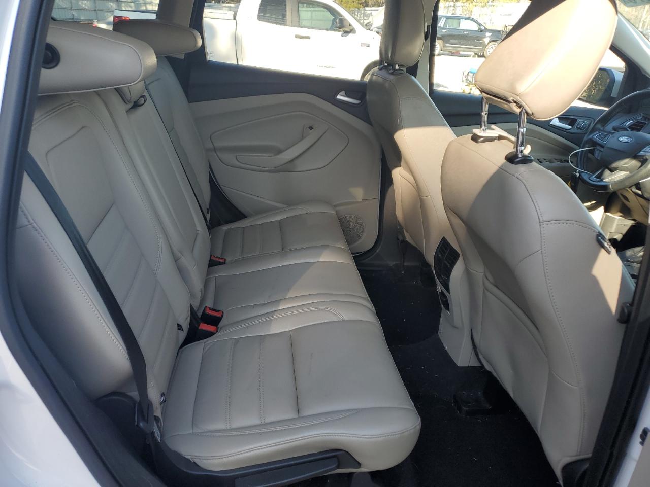2019 Ford Escape - Image 11
