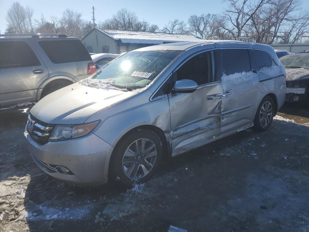 2014 Honda Odyssey Touring en Venta en Wichita, KS - Side