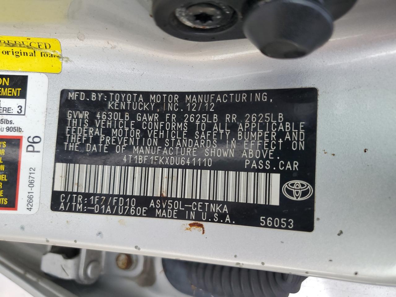 2013 Toyota Camry - Image 12