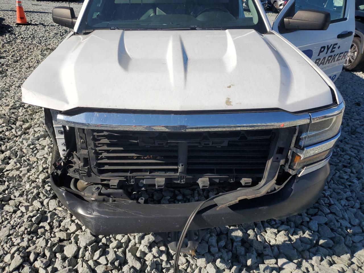 2018 Chevrolet Silverado - Image 12