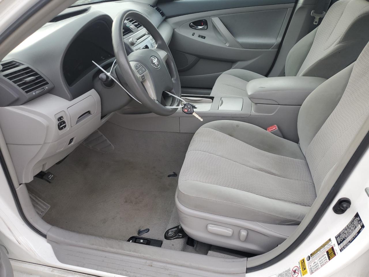 2011 Toyota Camry - Image 7