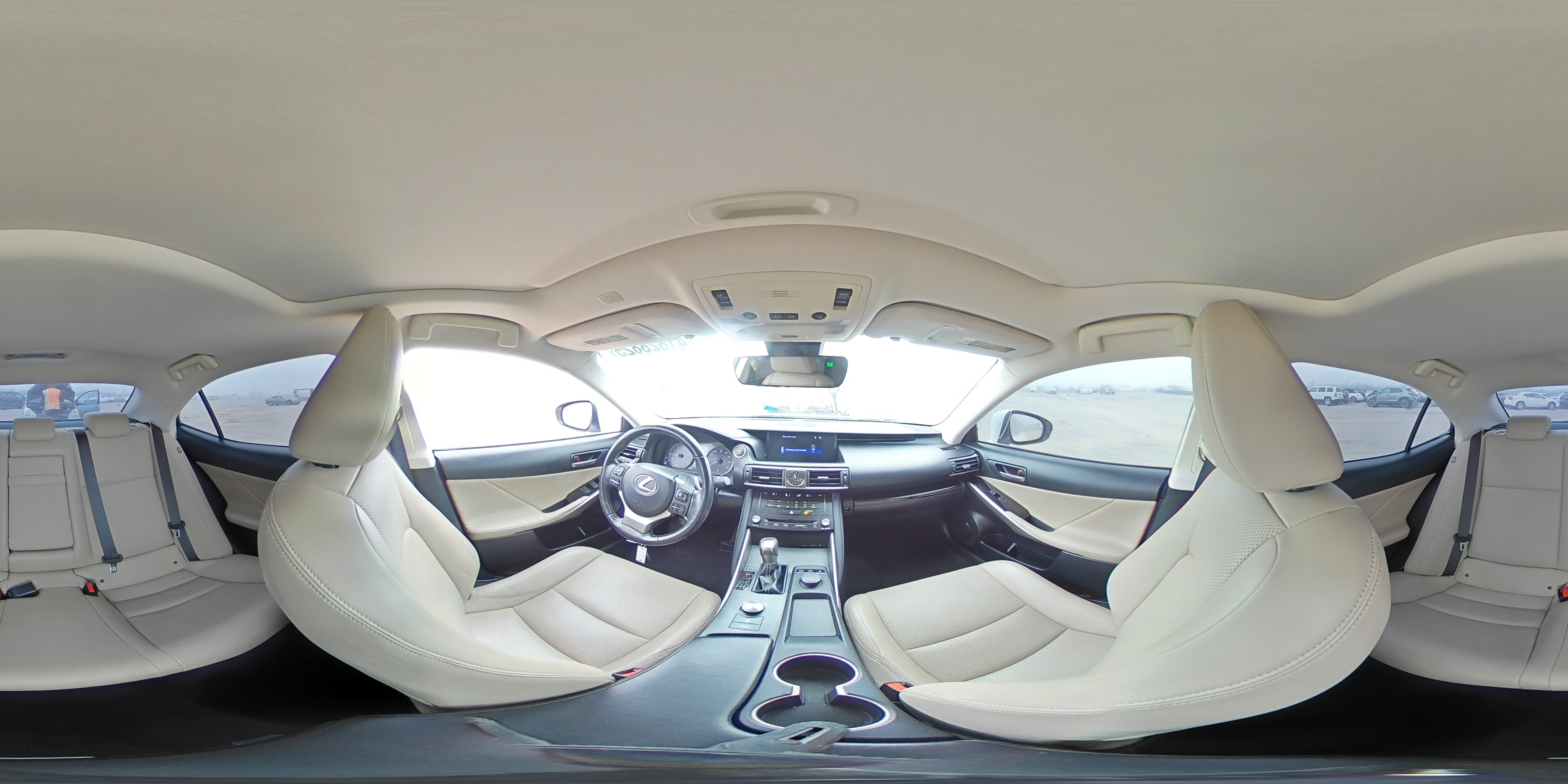 2018 Lexus IS - Image 13