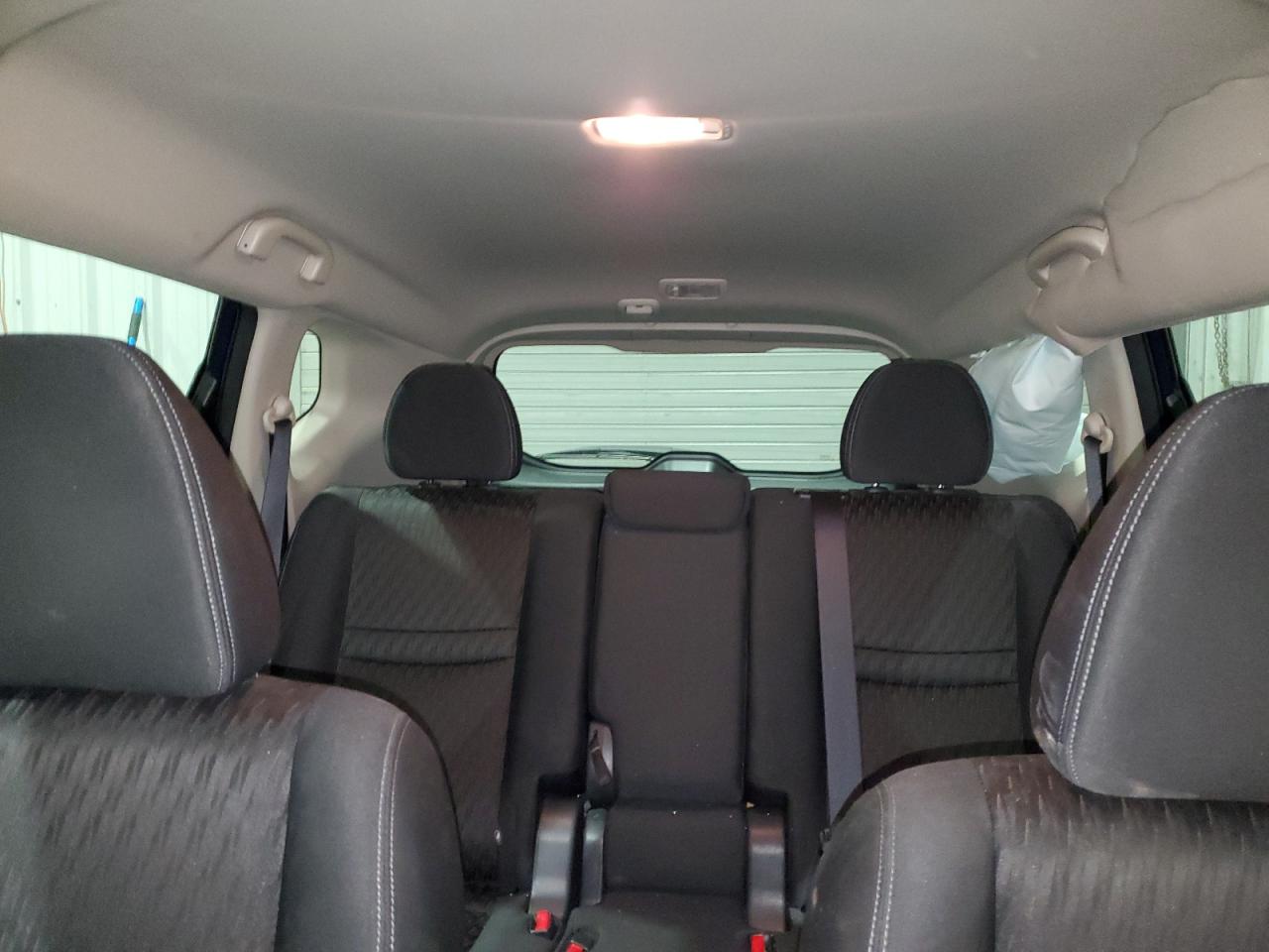 2020 Nissan Rogue - Image 10
