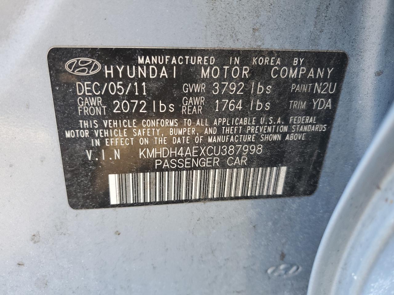 2012 Hyundai Elantra - Image 12