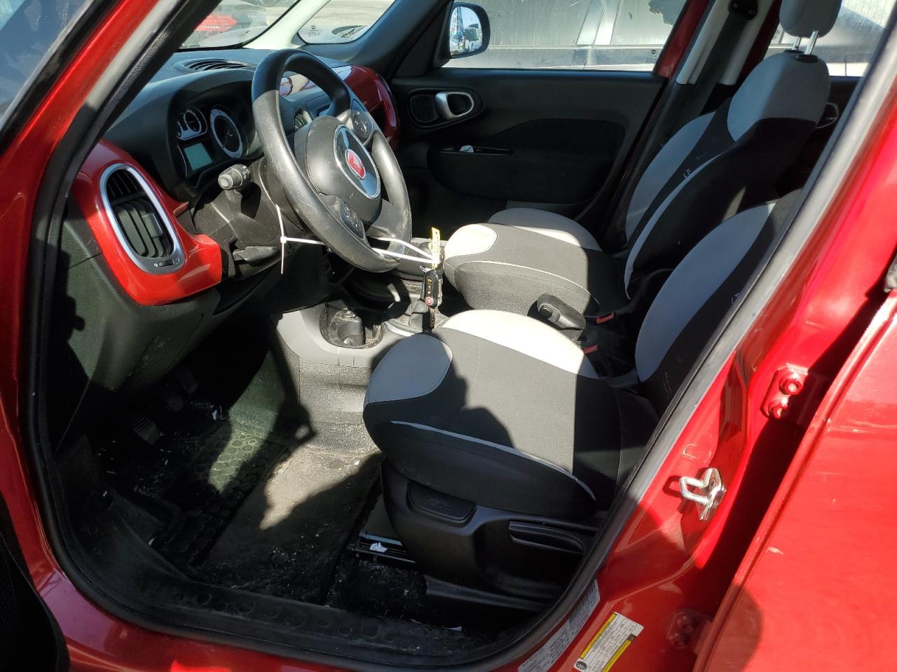 2015 Fiat 500 - Image 7